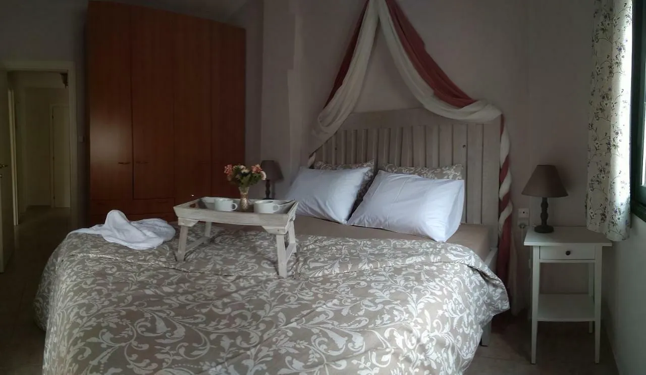 Semesterbostad Cute Maisonette No2 On Coastal Sidewalk Nikiti  Grekland