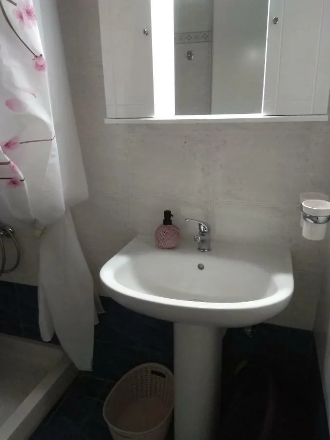Semesterbostad Cute Maisonette No2 On Coastal Sidewalk Nikiti  Grekland